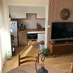 Apartment Grand T2 Climatise Avec Parking A 7 Min Des Thermes Vue Chateau Greoux-les-Bains