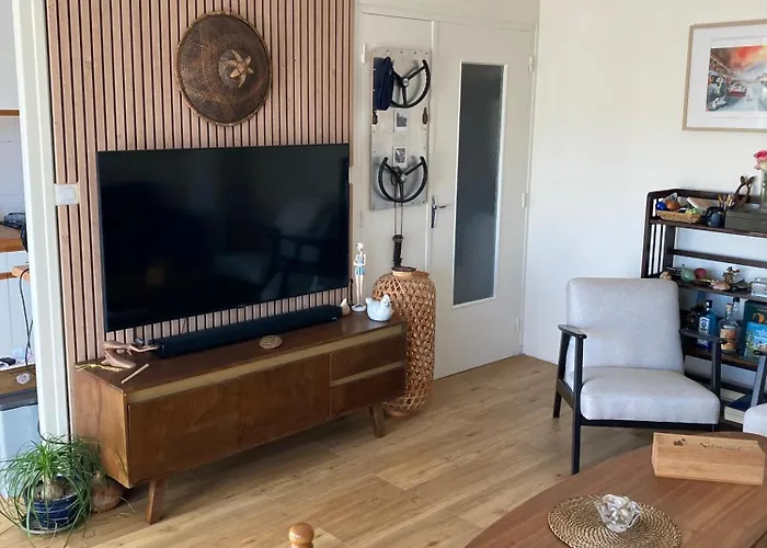 Grand T2 Climatise Avec Parking A 7 Min Des Thermes Vue Chateau * 그뢰오레방